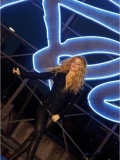 Perfume_Rock21_by_Shakira_Imagem_Promocional_17.jpg