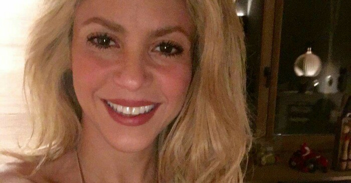 Shakira e sua família desejam feliz Ano Novo aos seus fãs