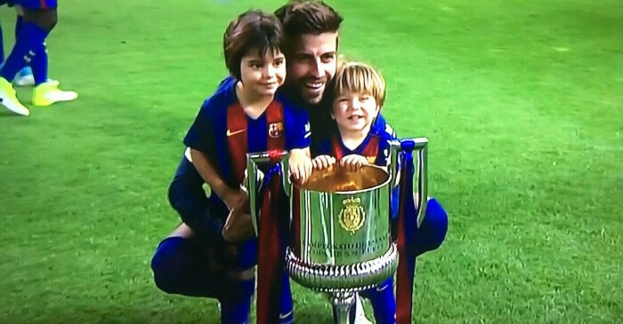 Piqué, Milan e Sasha brilham em vitória do Barça na final da Copa del Rey