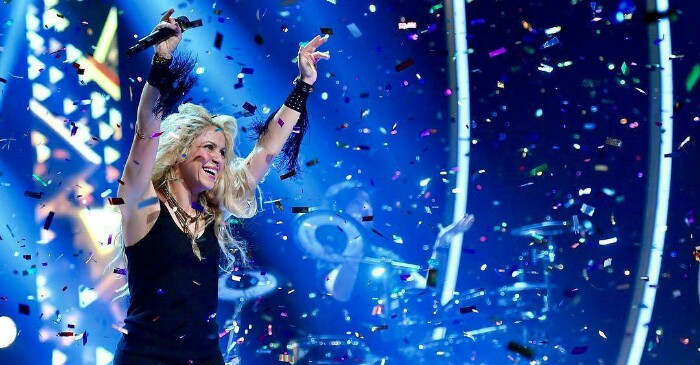 Shakira faz primeira apresentação ao vivo do single “Me Enamoré”