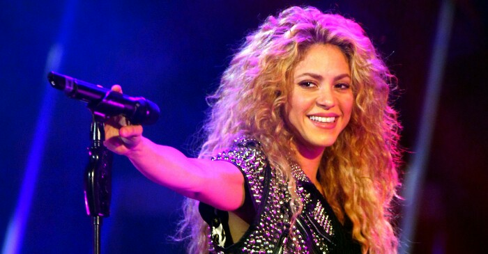 Shakira retorna aos palcos na próxima semana