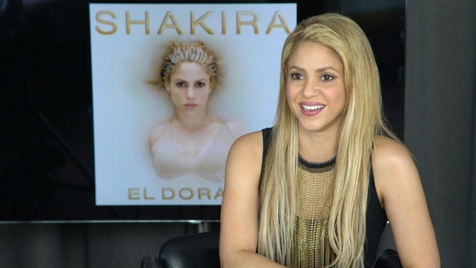 Shakira grava novas entrevistas em Barcelona