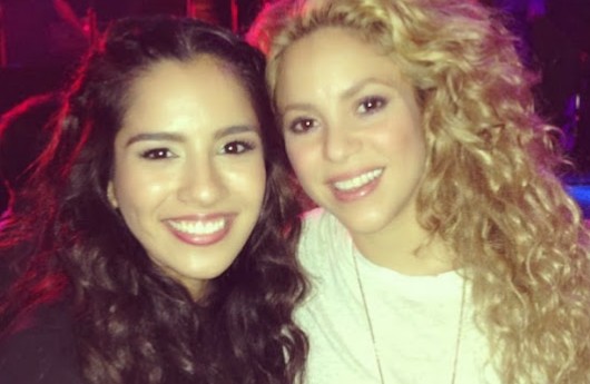 Cáthia, ex #TeamShakira, canta com Prince Royce