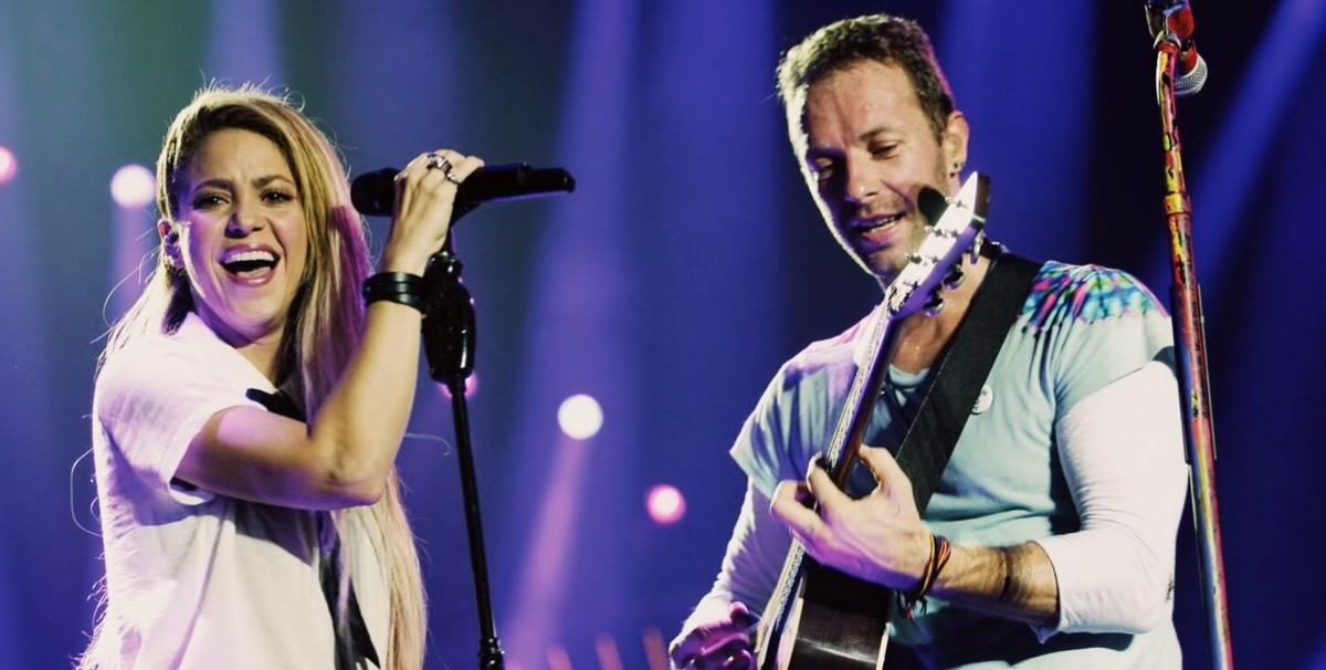 Shakira se apresenta com Coldplay no Global Citizen Festival na Alemanha