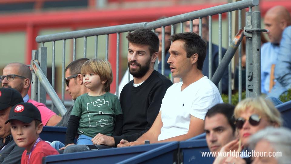 Vídeo: Gerard Piqué, Milan e Sasha jogam pádel em Andorra