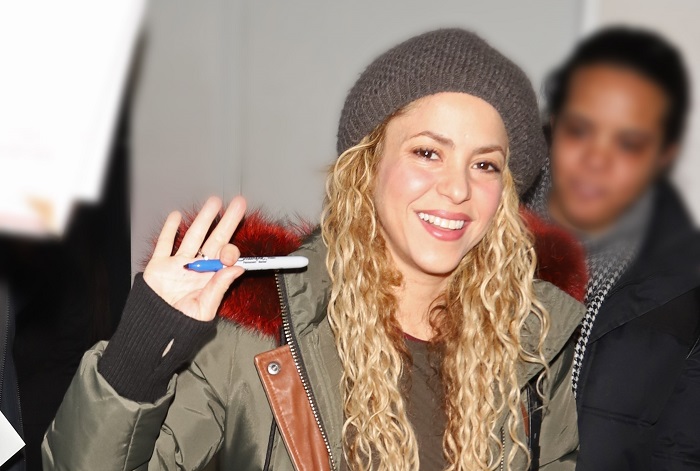 Shakira deixa Nova Iorque após curtir o natal com a família