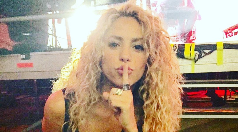 Shakira é orientada a não falar sobre as eleições durante shows no Brasil