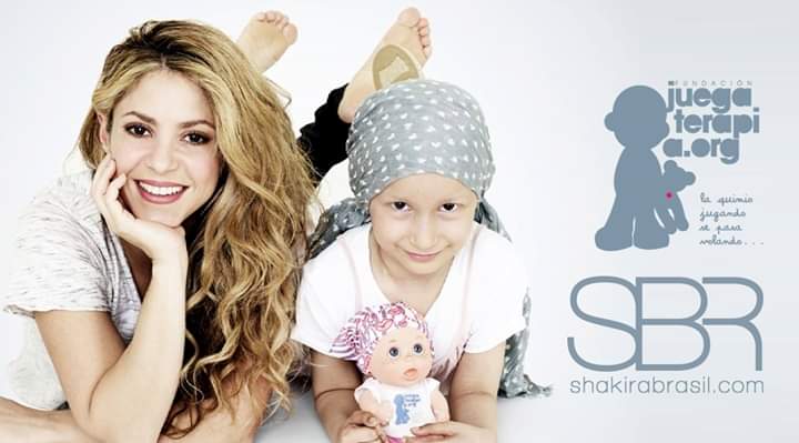 Shakira engajada no apoio ao tratamento do câncer infantil